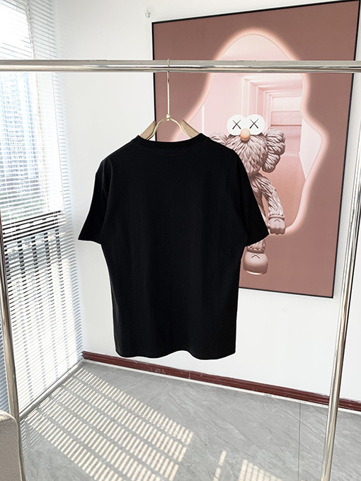 プラダ ロゴパターンプレスを採用半袖Tシャツ