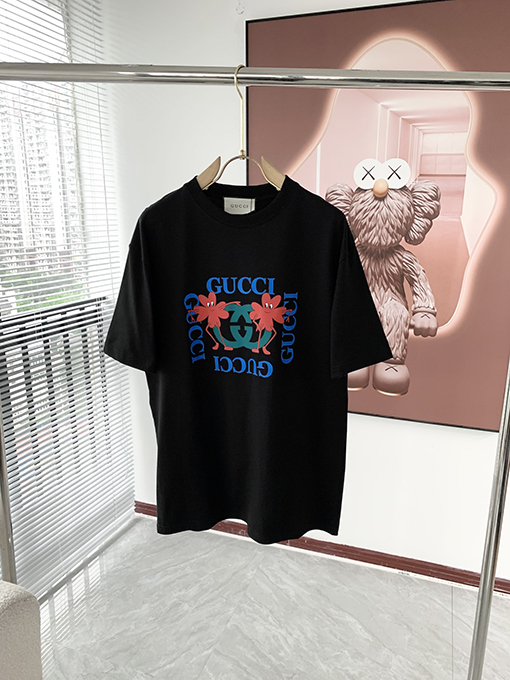 グッチ カップルの最新の半袖Tシャツ