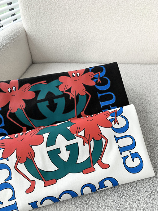 グッチ カップルの最新の半袖Tシャツ