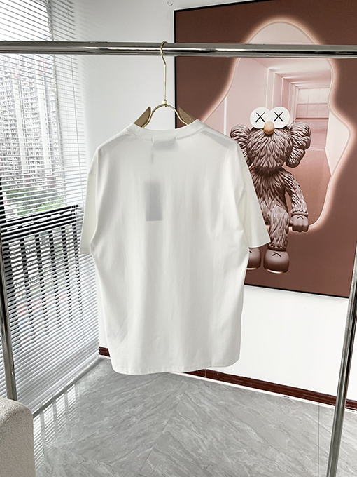 グッチ カップルの最新の半袖Tシャツ