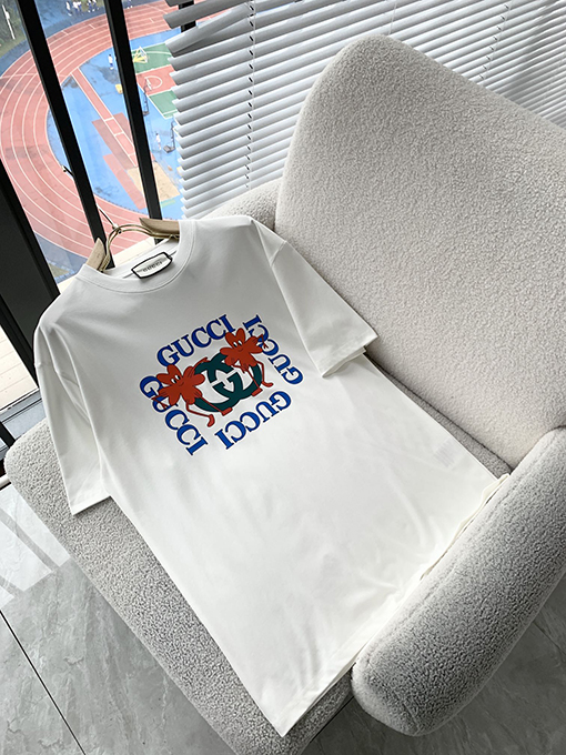 グッチ カップルの最新の半袖Tシャツ