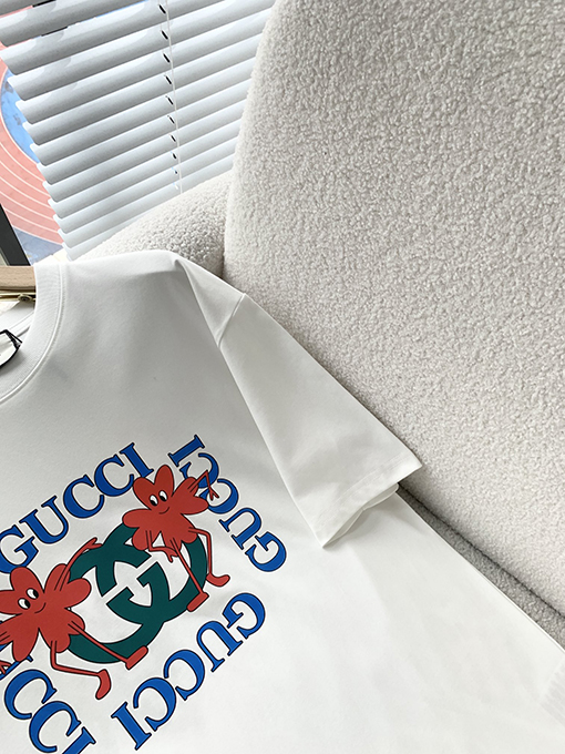 グッチ カップルの最新の半袖Tシャツ