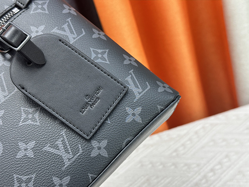 ルイヴィトン  LV Aerogram iPadクラッチバッグ M40504