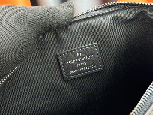 ルイヴィトン  LV Aerogram iPadクラッチバッグ M40504