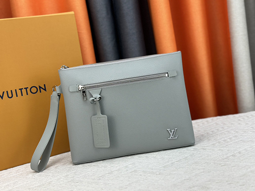 ルイヴィトン  LV Aerogram iPadクラッチバッグ M40504