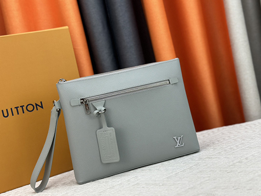 ルイヴィトン  LV Aerogram iPadクラッチバッグ M40504
