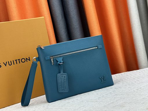 ルイヴィトン  LV Aerogram iPadクラッチバッグ M40504