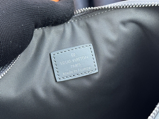 ルイヴィトン  LV Aerogram iPadクラッチバッグ M40504
