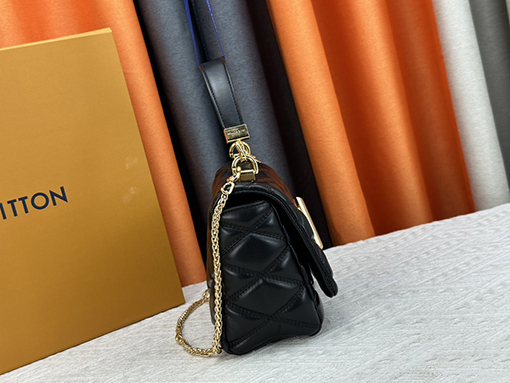 ルイヴィトン   Nicolas Ghesquière GO-14ミディアムハンドバッグ M23689