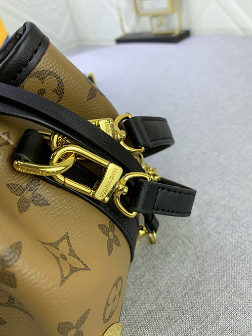 ルイヴィトン   ミニバケツバッグシウマイバッグOn line Onlyハンドバッグ M83227 M82885  M82885