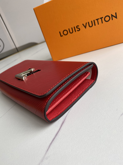 ルイヴィトン 人気のツイスト財布 M61179