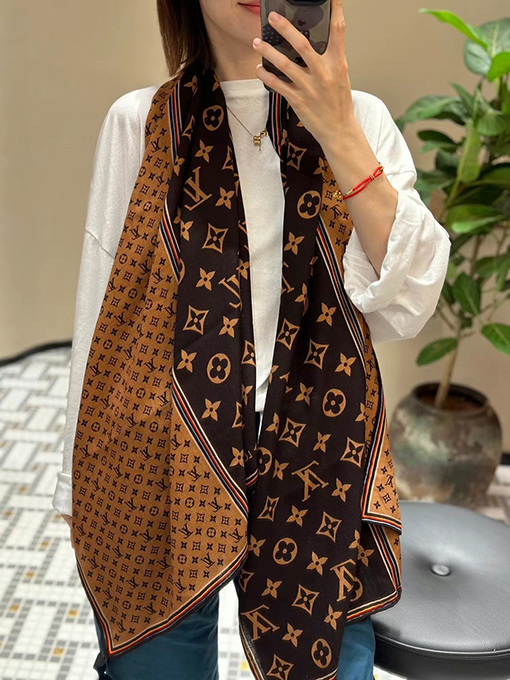 ルイヴィトン  トップヘリンボーンシルクカシミアスカーフ