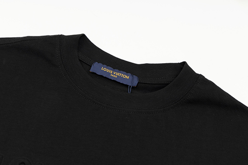 ルイヴィトン エンボス限定半袖Tシャツ