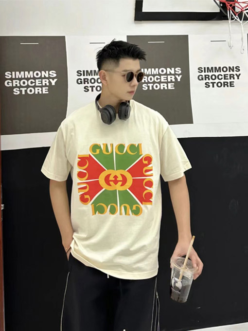グッチ  アルファベット半袖Tシャツ