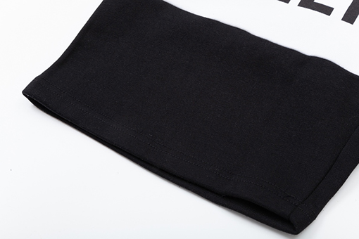 バレンシアガ 白黒ステッチ文字ロゴ刺繍ショーツ