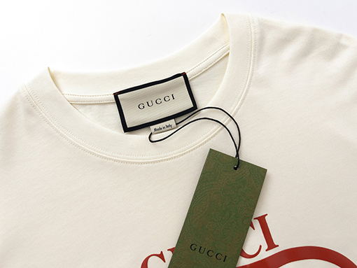 グッチ   プリントロゴ半袖Tシャツ