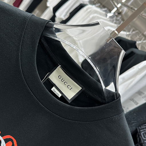 グッチ  早春の新しい個性的なプリント半袖Tシャツ