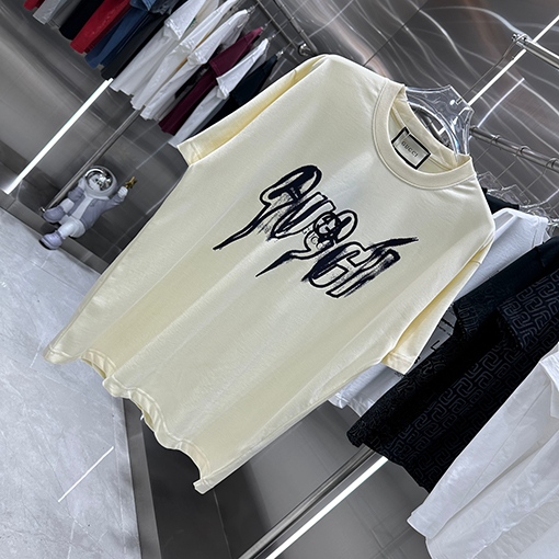 グッチ  早春の新しい個性的なプリント半袖Tシャツ