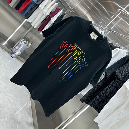 グッチ  新しい個性的なプリント半袖Tシャツ