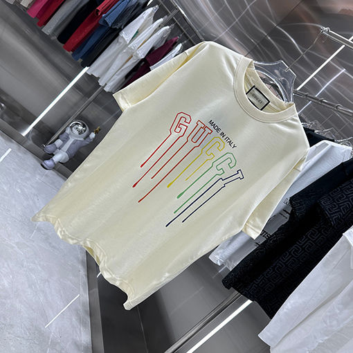グッチ  新しい個性的なプリント半袖Tシャツ
