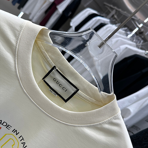 グッチ  新しい個性的なプリント半袖Tシャツ