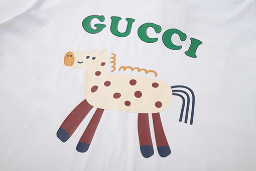 グッチ  子羊プリント半袖Tシャツ