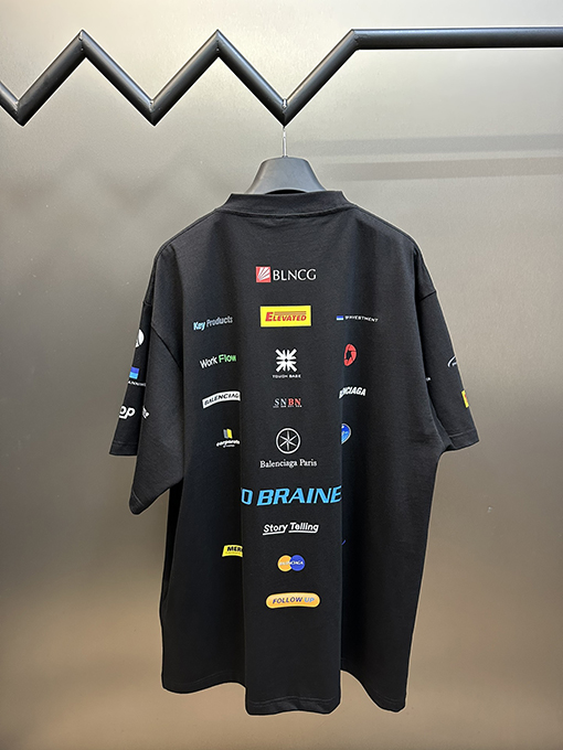 バレンシアガ   マルチロゴプリント半袖Tシャツ