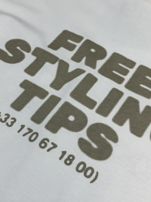 バレンシアガ 両面をつなぎ合わせる半袖Tシャツ