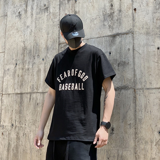 フィアオブゴッド  のアルファベット半袖Tシャツ