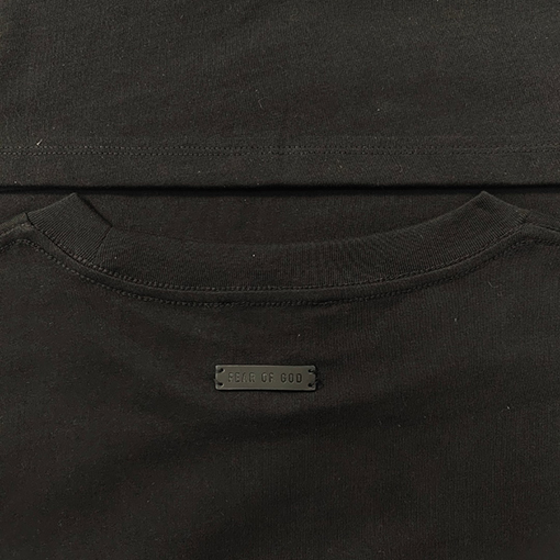 フィアオブゴッド  のアルファベット半袖Tシャツ