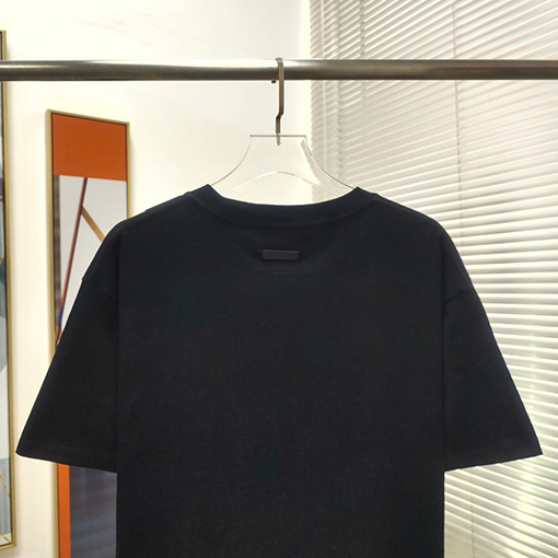 フィアオブゴッド  のアルファベット半袖Tシャツ