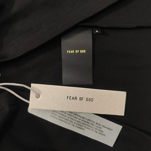 フィアオブゴッド  のアルファベット半袖Tシャツ
