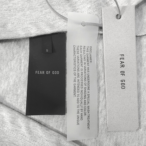 フィアオブゴッド  のアルファベット半袖Tシャツ