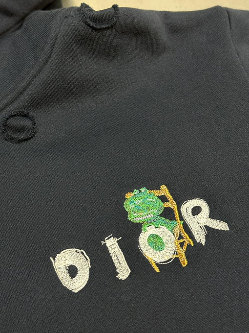ディオール   ジッパー刺繍恐竜パーカー