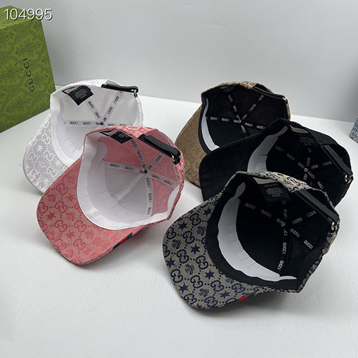 グッチ 小蜜蜂のベースボールキャップ