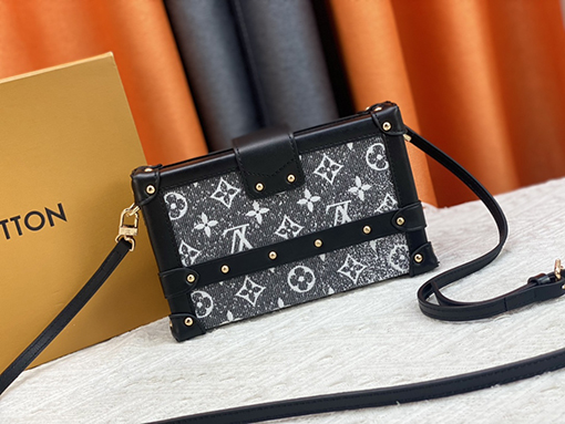 ルイヴィトンスーパーコピー  モノグラム Petite Malle ハンドバッグ M59717 M86286
