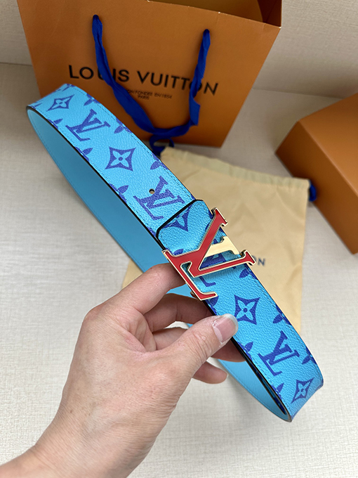 ルイヴィトン  イニシャル両面ベルト