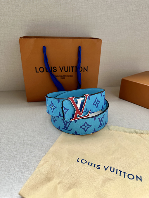 ルイヴィトン  イニシャル両面ベルト