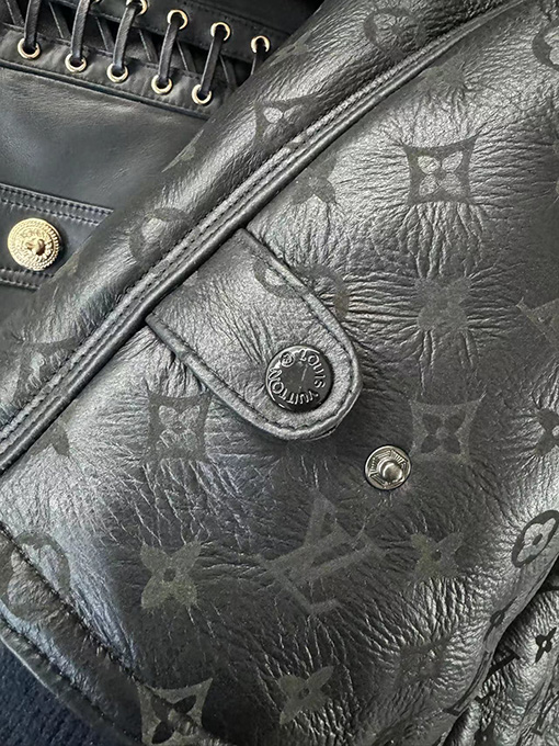 ルイヴィトン  モノグラム ブラック革毛一体 ジャケット アウター