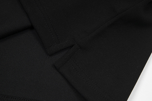 バーバリー 胸ロゴ刺繍デザイン半袖Tシャツ
