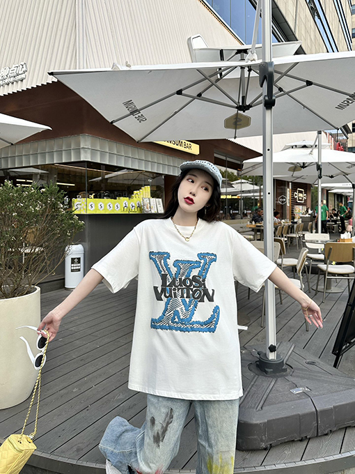 ルイヴィトン スエードフォーム文字プリント半袖Tシャツ