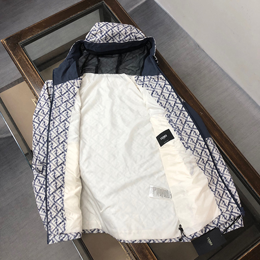 フェンディ  ファッション新作フード付きジャケット