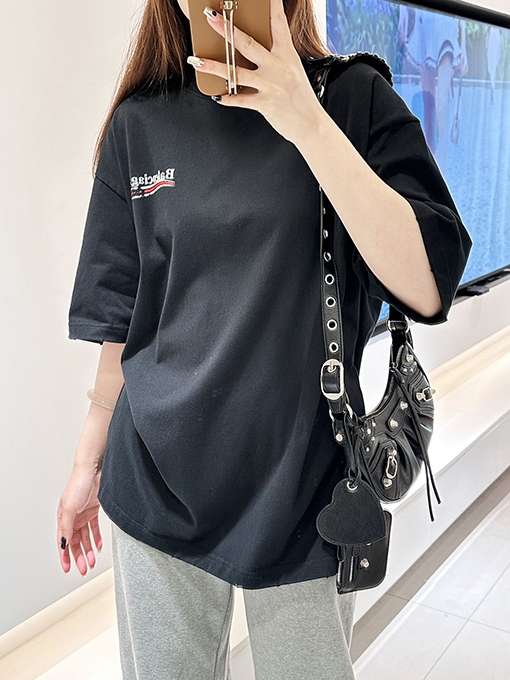 バレンシアガ コーラの文字が壊れたプリント半袖Tシャツ