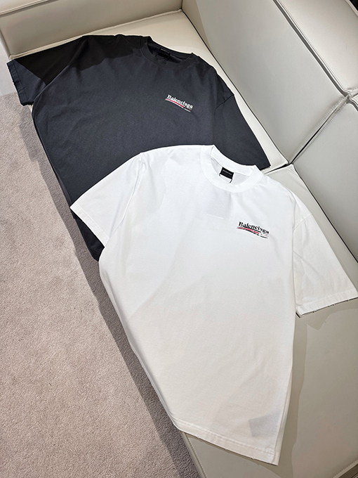 バレンシアガ コーラの文字が壊れたプリント半袖Tシャツ