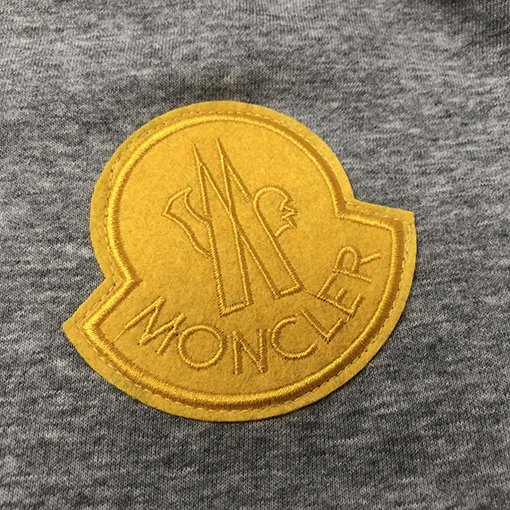 モンクレールスーパーコピー シグネチャー刺繍ロゴカジュアルショーツ