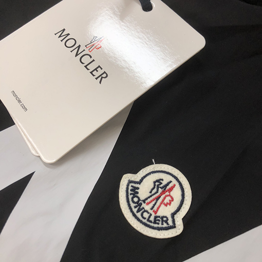 モンクレールコピー アルファベットジッパーフード付きデザインウインドブレーカージャケット