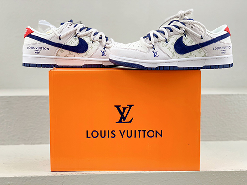 ナイキ X ルイヴィトン  Louis Vuitton x Nike SB Dunk Low Lot  ローカットスニーカー