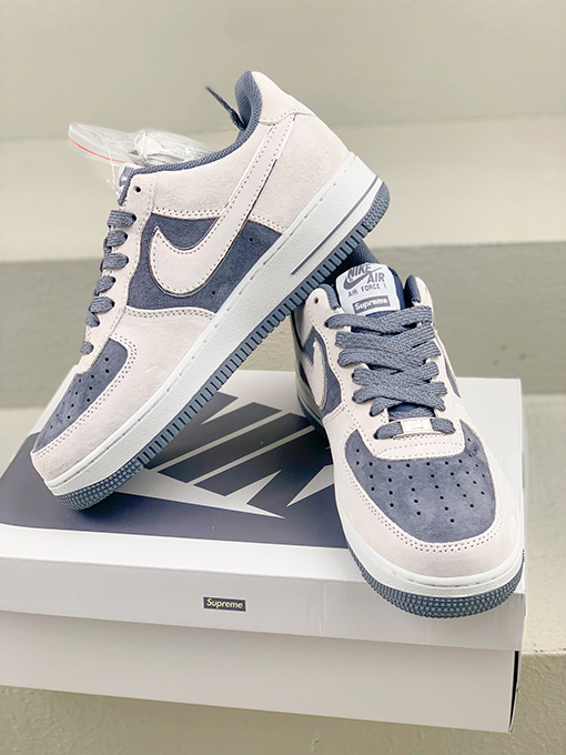 シュプリーム X ナイキ Supreme x Nike Air Force 1 07 Low