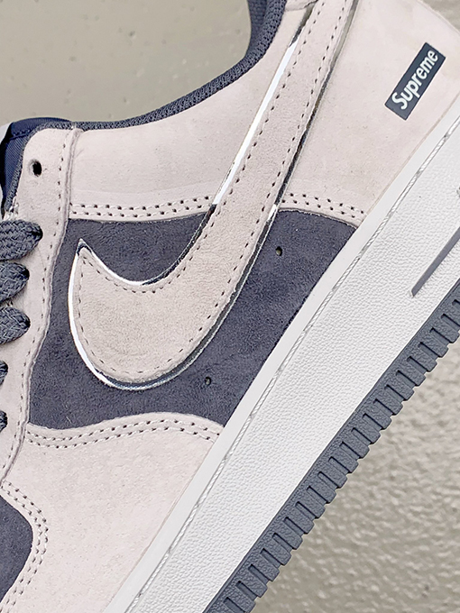 シュプリーム X ナイキ Supreme x Nike Air Force 1 07 Low