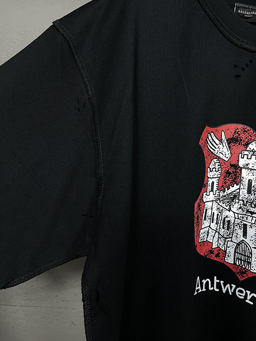 バレンシアガコピー バックロゴウォッシュ磨かれた古い半袖Tシャツ